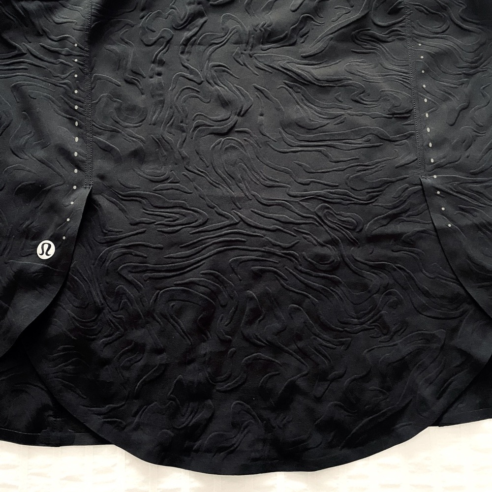Lululemon In Sense Tank Top Emboss Black Size 4 Lightweight Running - Picture 5 of 13